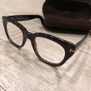 🆕 💯Authentic - Tom Ford designer eye glasses-NBW